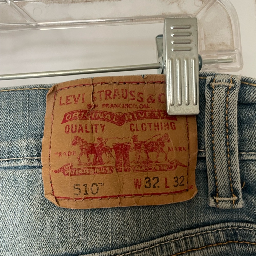 Levi’s men